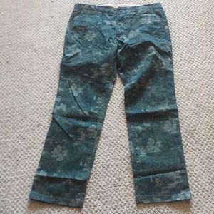 Gap Lived-In-Slim Khakis